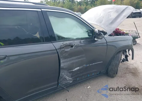 2022 Jeep Grand Cherokee 4Xe Limited 4X4 from USA, damaged, VIN 1C4RJYB63N8716923